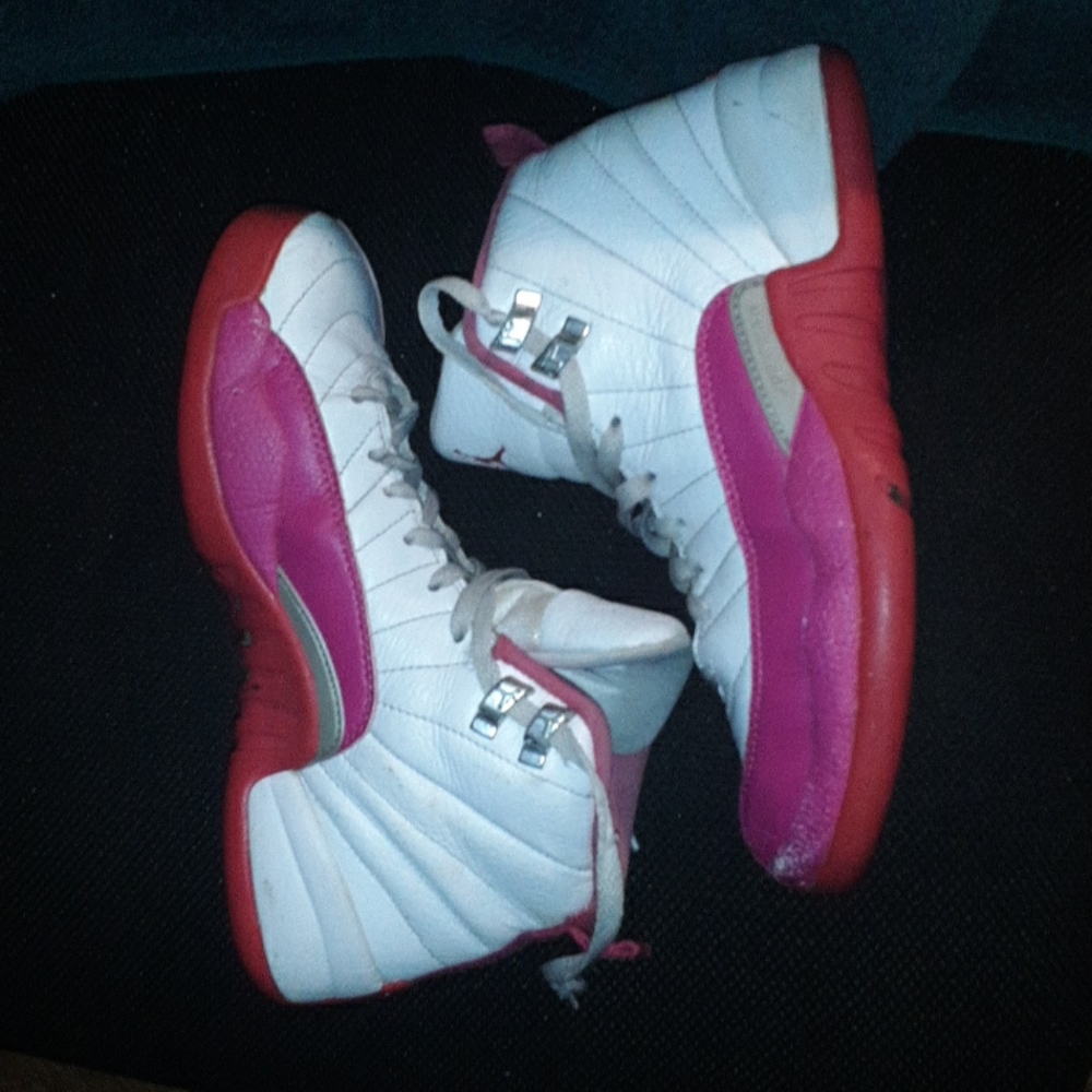 Jordan 12s